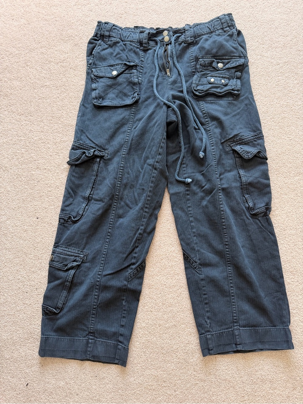 We the free Tahiti cargo drawstring pants - Picture 3 of 9